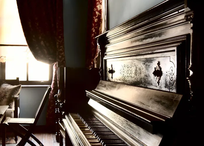 Mrg לינה וארוחת בוקר 3*